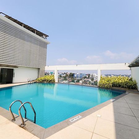 Dimora Hotels And Resorts Thiruvananthapuram Bagian luar foto