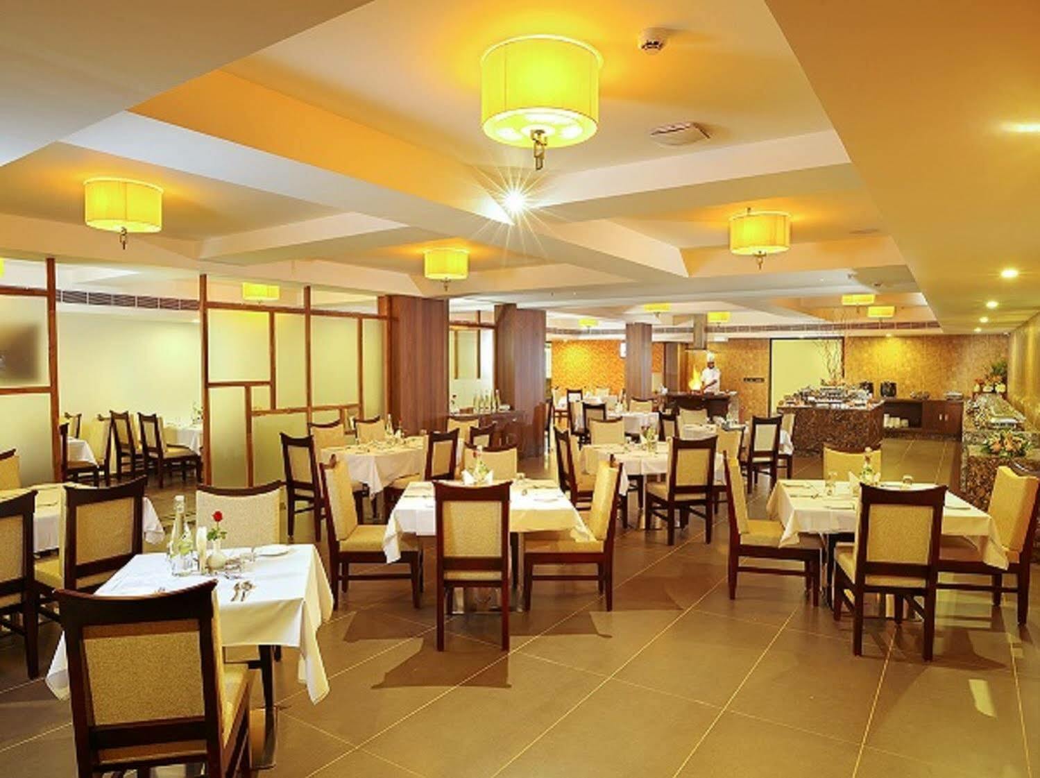 Dimora Hotels And Resorts Thiruvananthapuram Bagian luar foto