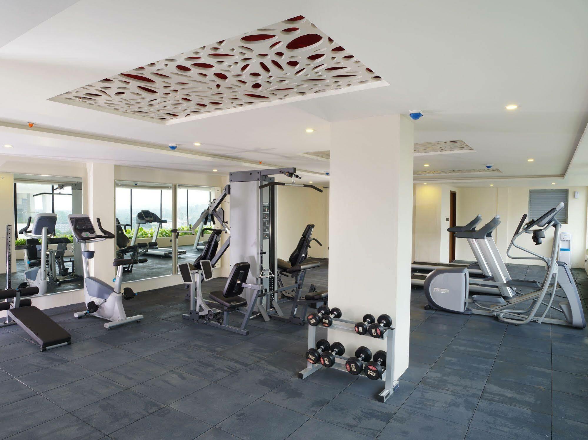 Dimora Hotels And Resorts Thiruvananthapuram Bagian luar foto