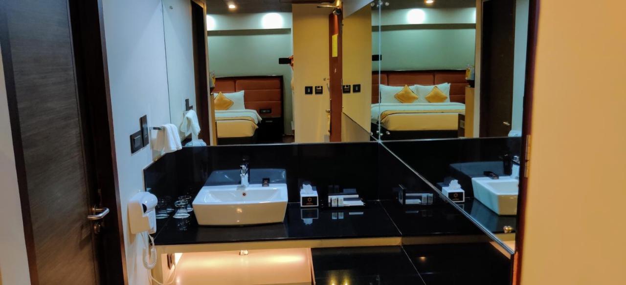 Dimora Hotels And Resorts Thiruvananthapuram Bagian luar foto